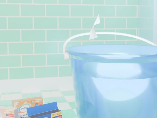 Bucket & hand wash
